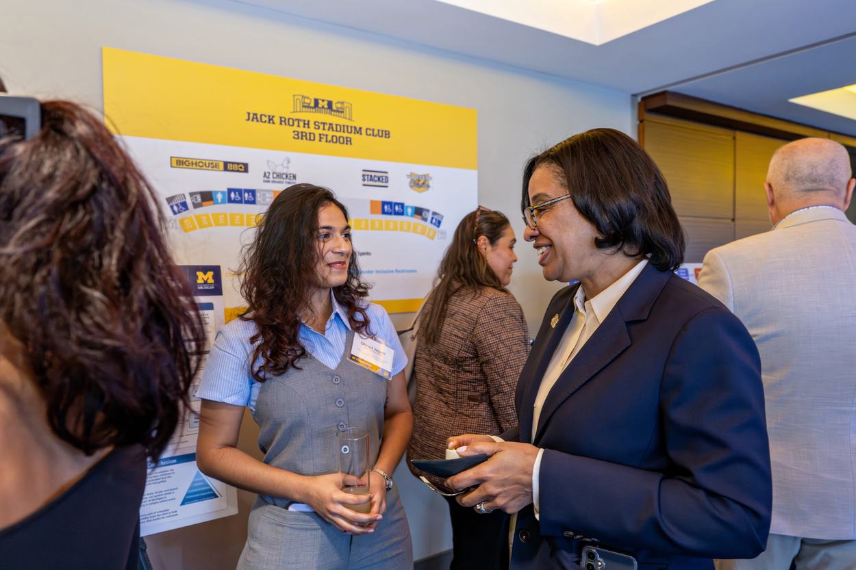 Photo of Dhruvi Jagani and Angela Dillard at the Marsal Student Showcase